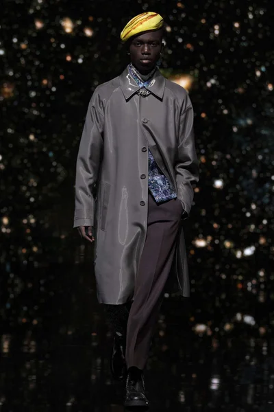 Look 33